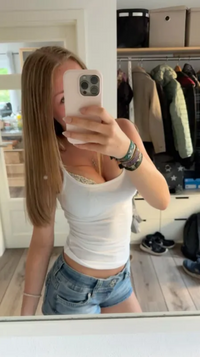 Mia S.